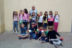 Lezioni di pallapugno per la classe quarta